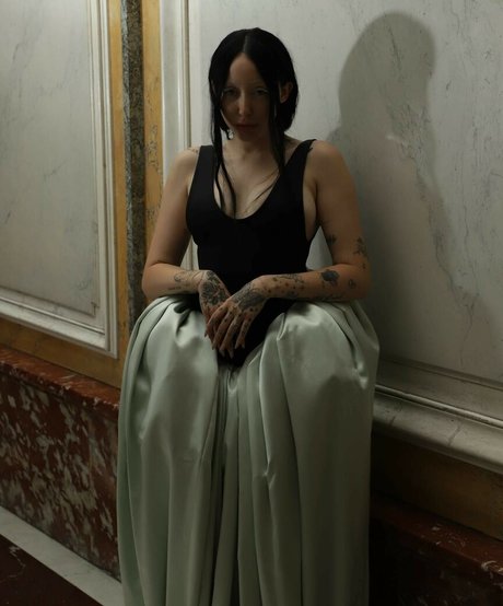 Noah Cyrus onlyfans leak naked