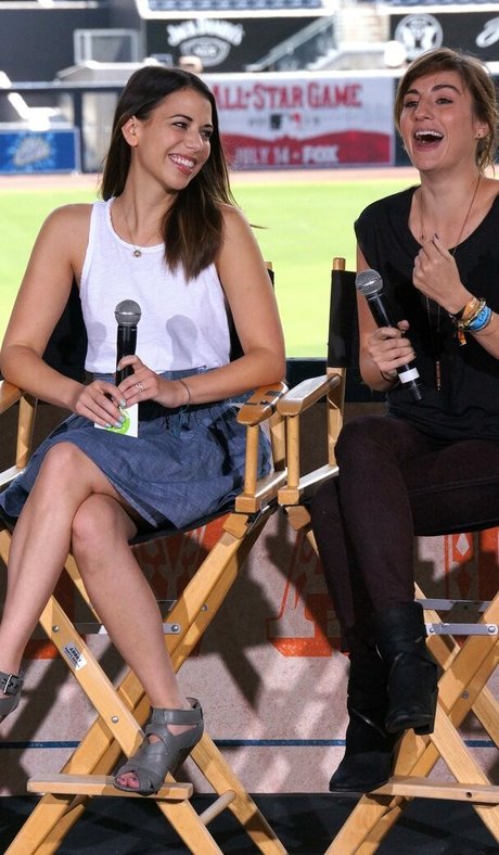 Laura Bailey only fans pictures