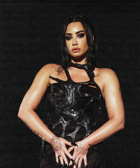 Demi Lovato onlyfans leaked.