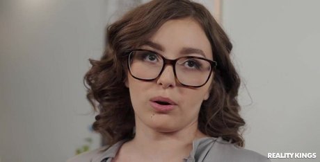 Leana Lovings onlyfans sex leaks