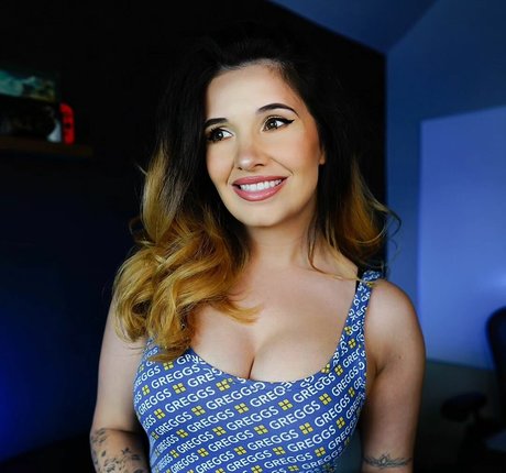 Cadaea onlyfans star