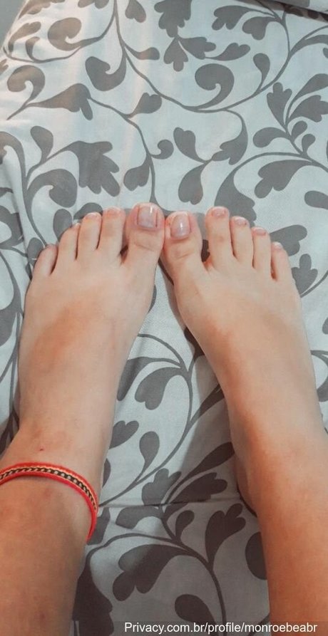 MonroeBeaBr onlyfans.