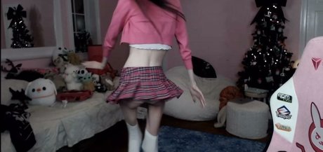 Eugenia Cooney onlyfans nude photos