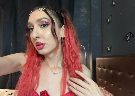 MissLetiBlane onlyfans topless