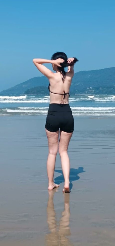 Amiguinha onlyfans model