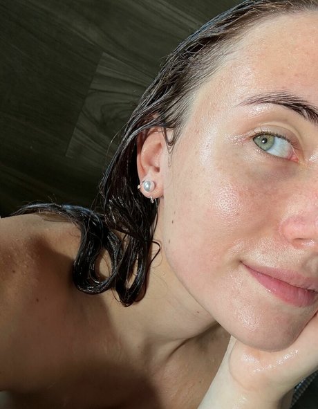 Ariel Next Door onlyfans leaked