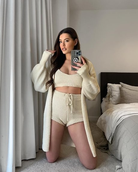 Sophie Stonehouse onlyfans leak