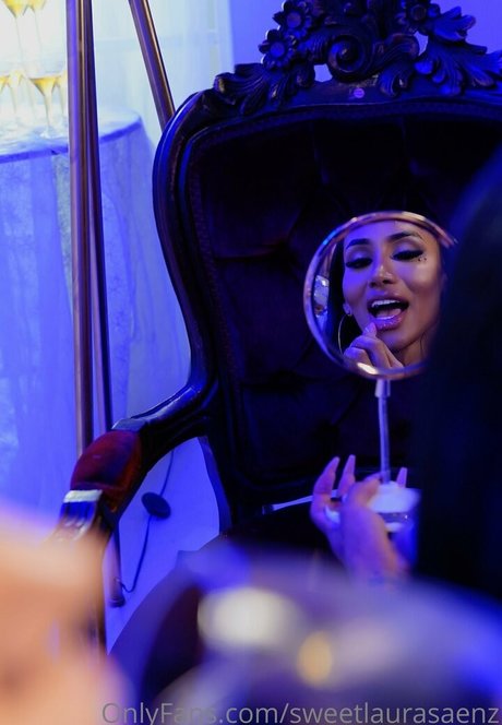 sweetlaurasaenz leaked onlyfans photos