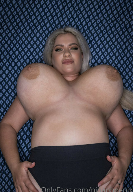 Nina Phoenix only fans pics