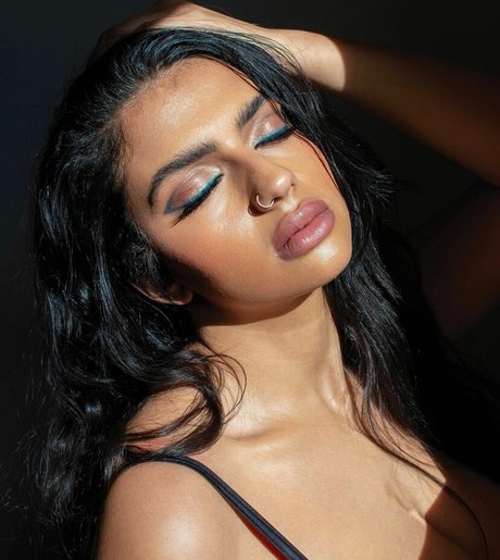 Mays Benatti onlyfans leaks sex