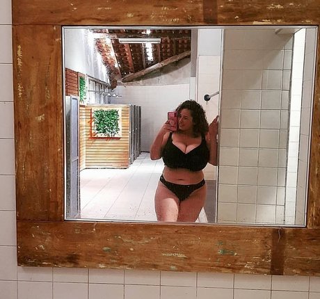 Maria Clara Tavares onlyfans desnuda