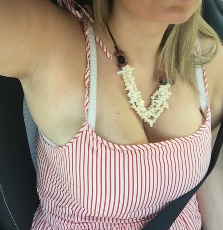 XLeila89 onlyfans public photos