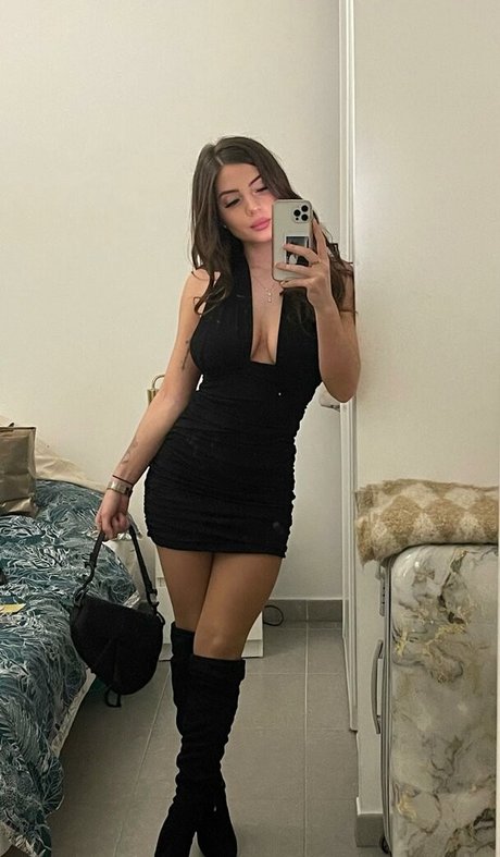Bella mnz sexy onlyfans