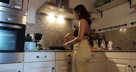 Ischtar Isik desnuda onlyfans