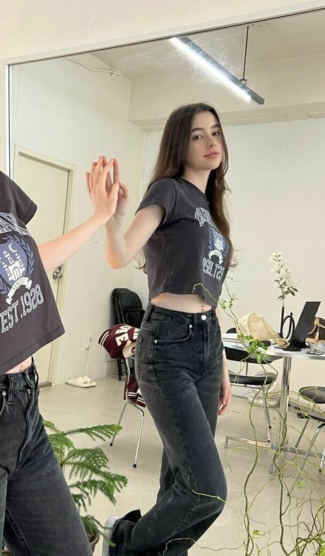 Dasha Taran only fans pictures