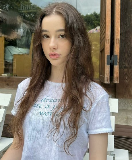 Dasha Taran onlyfans naked