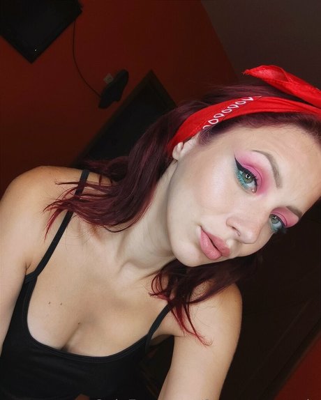 foxy emma vip only fans pic