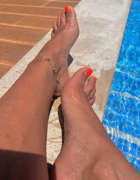 cheekysoles333 only fans naked