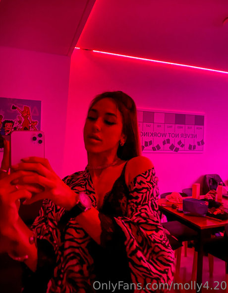 molly4 20 onlyfans leaked nude
