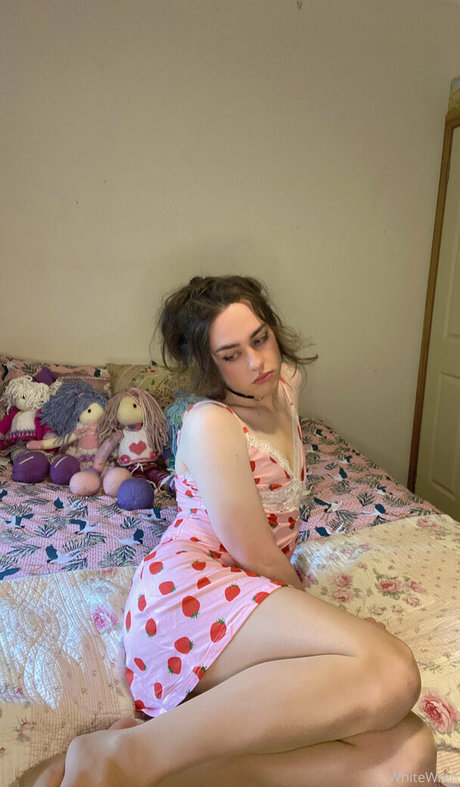 xwhitewrenx onlyfans archives