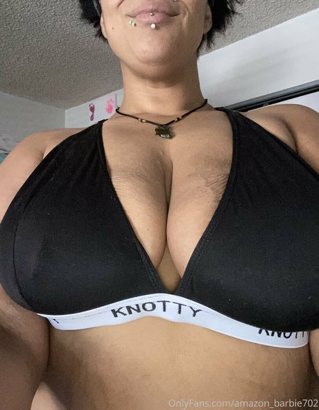 amazon leee Profile pic