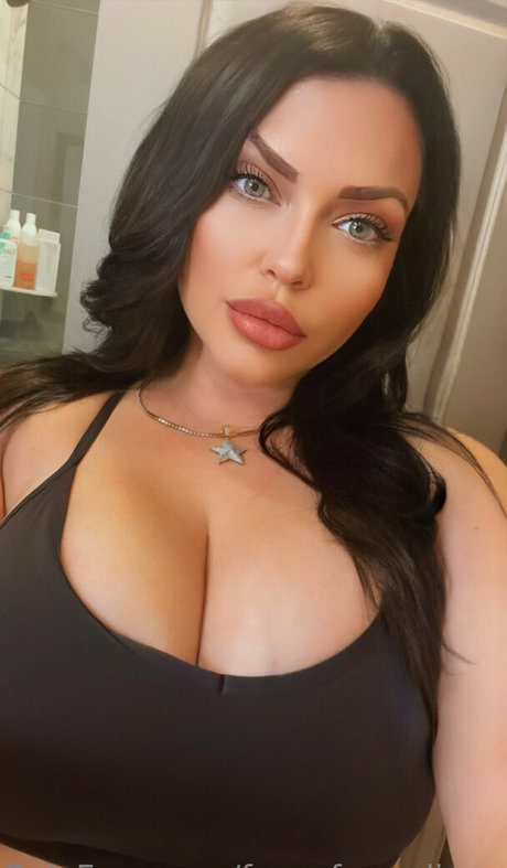 fansofmandimay onlyfans content