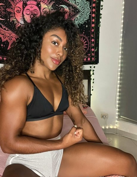 jenifferbofficial naked onlyfans