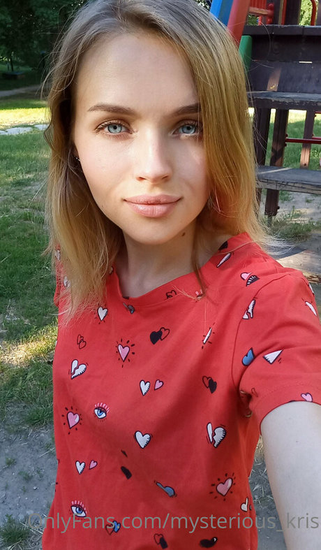 mysterious kris leak onlyfans nude