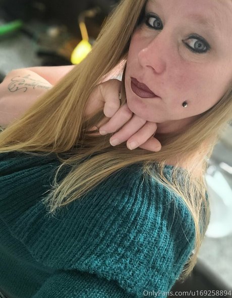 bigbootymandyj1981 naked onlyfans pics