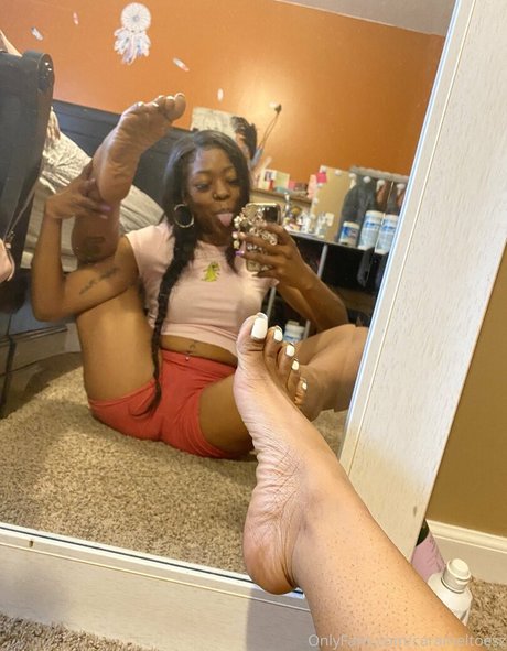 Carameltoesz onlyfans sextape