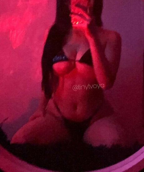 tinytvoya naked only fans