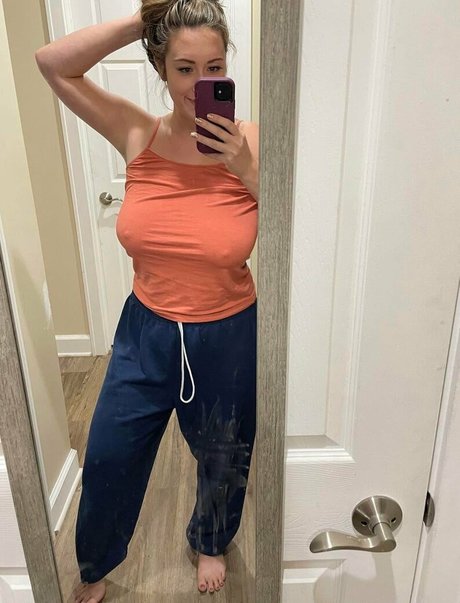 Momdd98 onlyfans leake