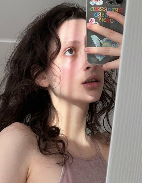 helgaamor onlyfans nude