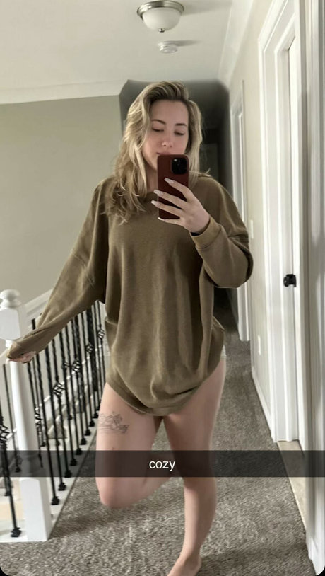 Pineapplebrat onlyfans nudes leak