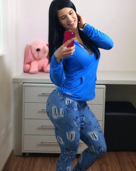 Eva Andressa onlyfans leajs
