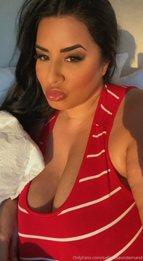 sofiaroseondemand topless onlyfans