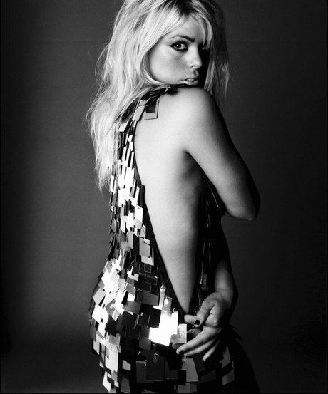 Billie Piper only fans photos