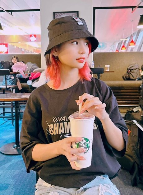 Charechii onlyfans model