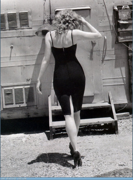 Christina Hendricks onlyfans public photos