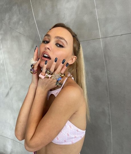Lily Rose Depp leaked porn onlyfans