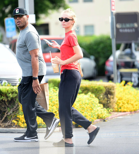 Lily Rose Depp leaked onlyfans