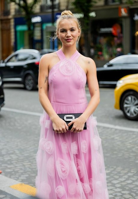 Emma Brooks onlyfans leaked porn