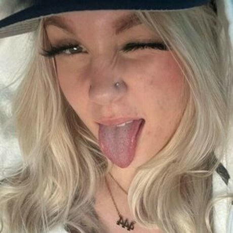 Sn0w bunnyy onlyfans pic