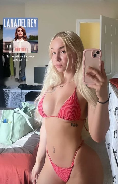 Sn0w bunnyy onlyfans nude photos