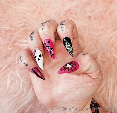 missmortis leaked onlyfans sextape