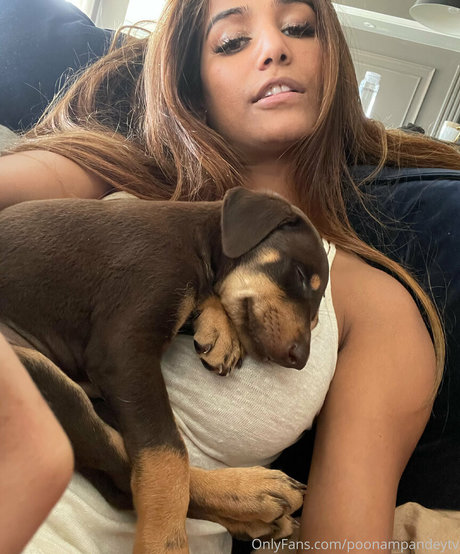 poonampandeytv onlyfans porn leaks