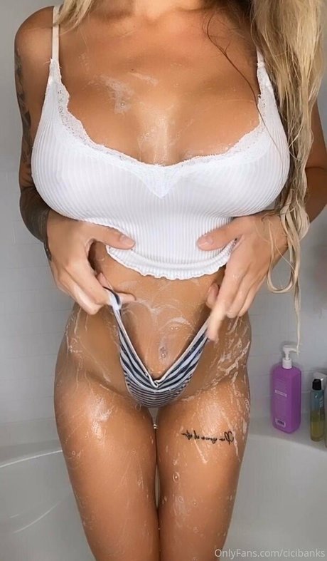 cicibanks desnuda onlyfans