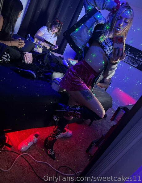 sweetcakes11 leak only fans