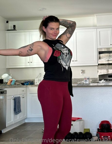 degeneratewelder0321 onlyfans leaked photos