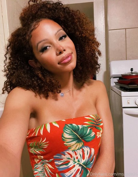 ms jade26 onlyfans leakes